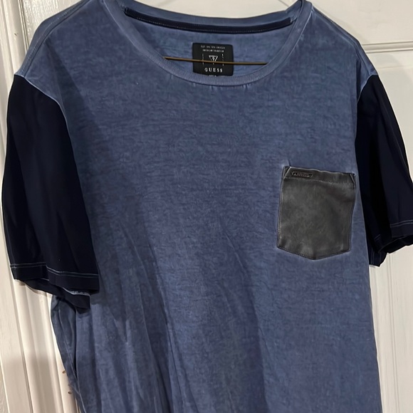 Guess Tee Shirt Large